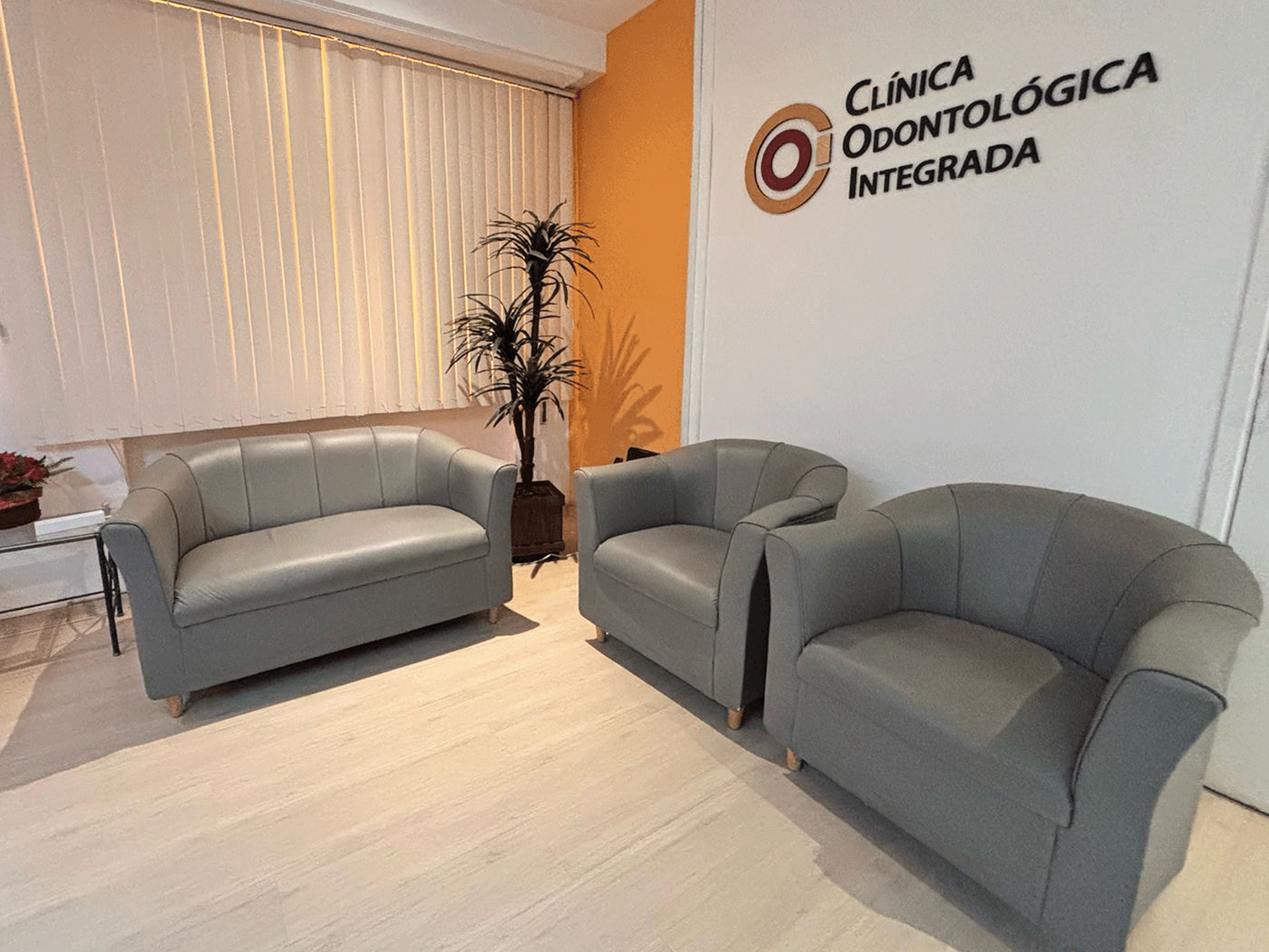Recepção da COI no Centro do Rio de Janeiro, Agende sua consulta na COI, clínica odontológica no Centro do Rio de Janeiro. Especialidades em implantes, clareamento e mais. Atendimento humanizado e tecnologia de ponta.